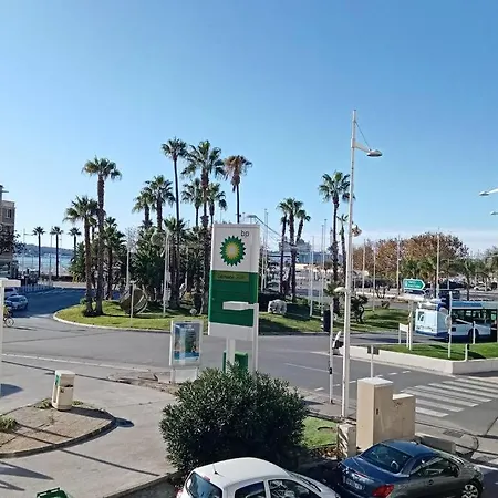 Studio With Sea View For 2 People Toulon Exterior photo