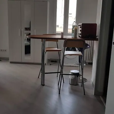 Studio With Sea View For 2 People Toulon Exterior photo